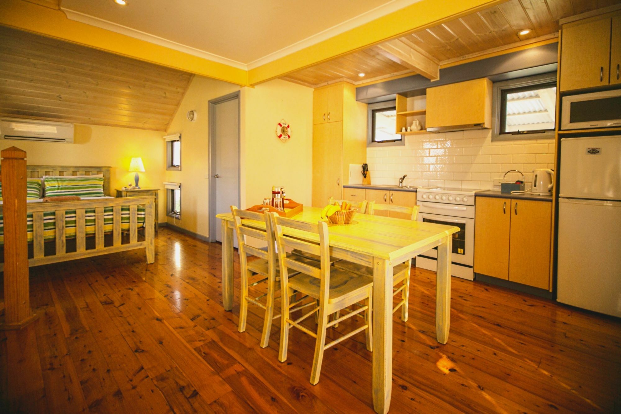 אפולו ביי Rayville Boat Houses מראה חיצוני תמונה
